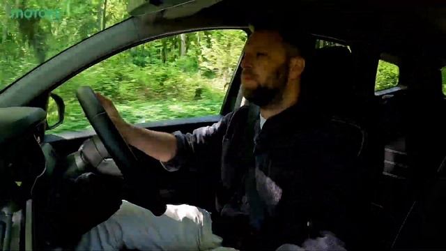 2023 Dacia Duster Review: Affordable, rugged and better than ever. смотреть онлайн