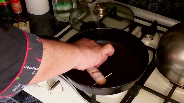 Сосиски в беконе. Лучший завтрак на свете. смотреть онлайн