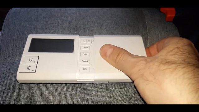 Как к котлу Ariston EGIS PLUS 24 подключить комнатный терморегулятор SALUS. Подробная инструкция. смотреть онлайн