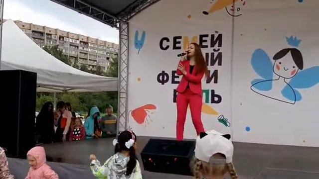 Kate |KM| Malinovskaia - Посмотри в глаза ( cover Наталья Ветлицкая) смотреть онлайн