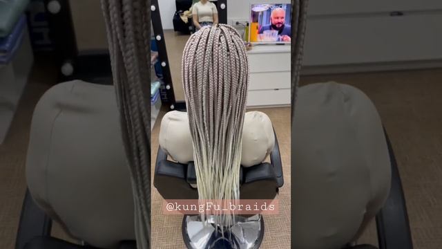 Косы с канекалоном средней толщины, 70-90 штук, вес прически 500-550 грамм.#афрокосы #дреды смотреть онлайн
