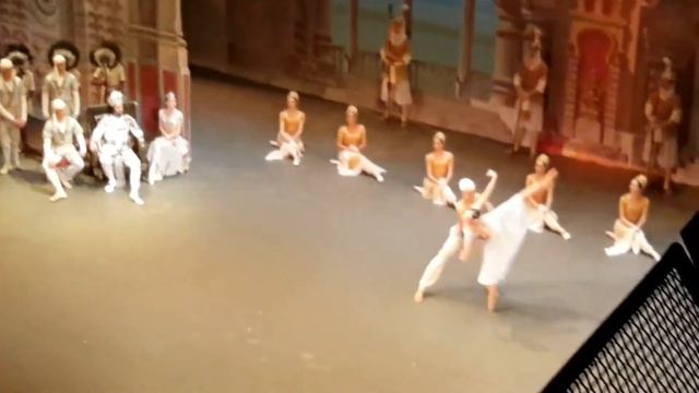 Баядерка 19 января 2019, танец с рабом, Большой театр смотреть онлайн