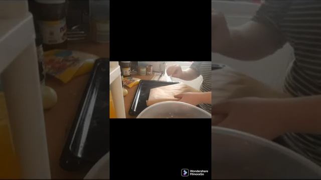 Домашняя вкусная пицца ? смотреть онлайн