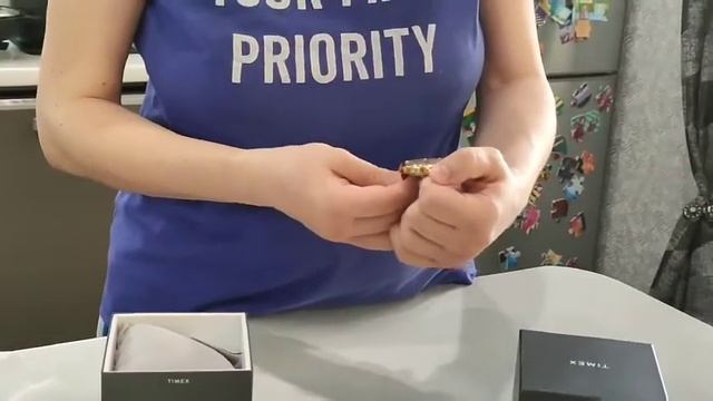 Распаковка — Часы наручные женские Timex TW2R59000 смотреть онлайн