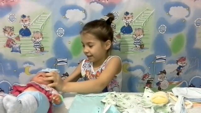 Обзор куклы Беби берн.Baby Born смотреть онлайн