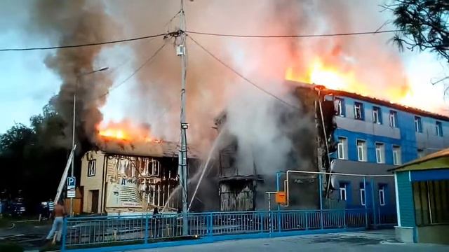Пожар в Ханты-Мансийске смотреть онлайн