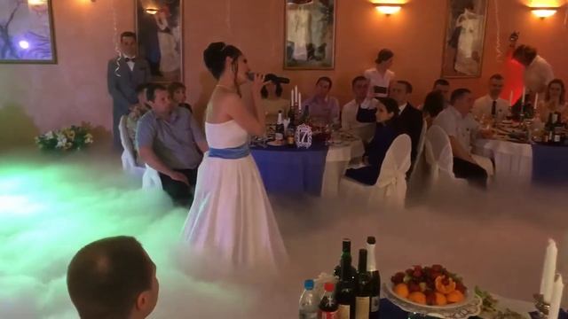 Тяжёлый дым на свадьбу в Санкт-Петербурге от дым.рус и dryice.pro смотреть онлайн