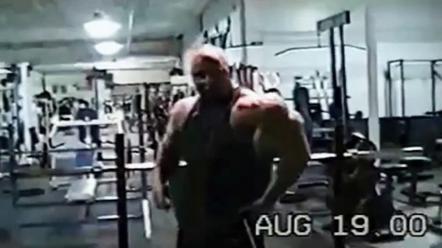 10 Bodybuilders Who Took It Too Far смотреть онлайн