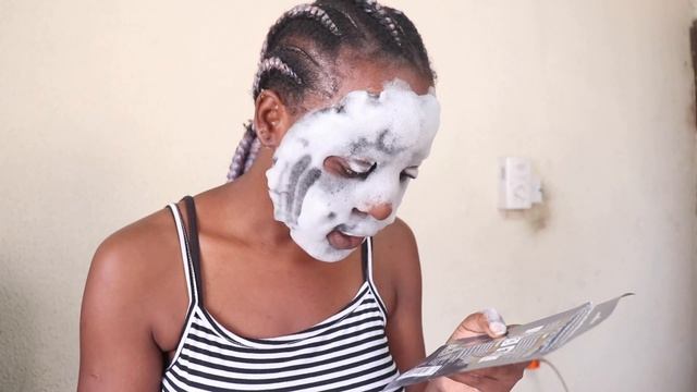 Trying a Bubble Mask For the First Time! | Deola Adebiyi смотреть онлайн