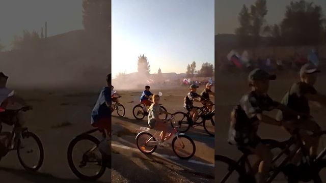 Велопробег в честь Дня России. посёлок Горный. смотреть онлайн