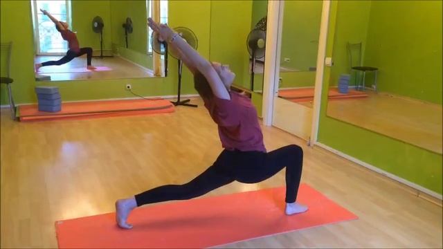 Йога-стретчинг в Show Time смотреть онлайн