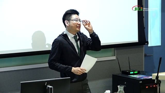 Why Is It So Hard to Push Chinese High Speed-Railway Projects In Southeast Asia? - Dr Guanie Lim смотреть онлайн