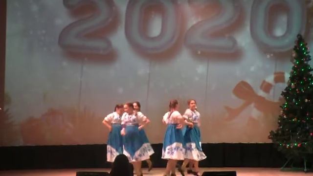 Хореографический коллектив "Фантазия" - "Снег-снежок" (рук. И.В. Ерохина) смотреть онлайн