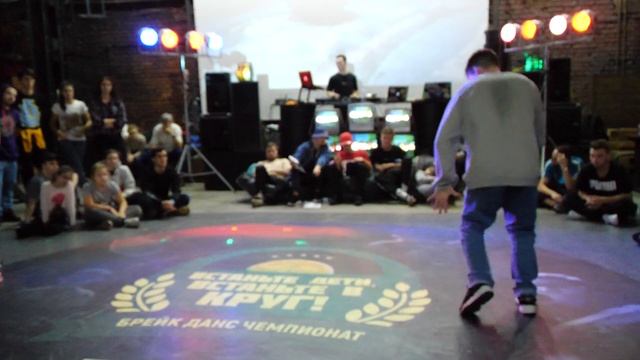 breakdance отбор про - bboy DC Flamingo vs Rage - ВДВ круг | Russia Battle Pro 2018 смотреть онлайн