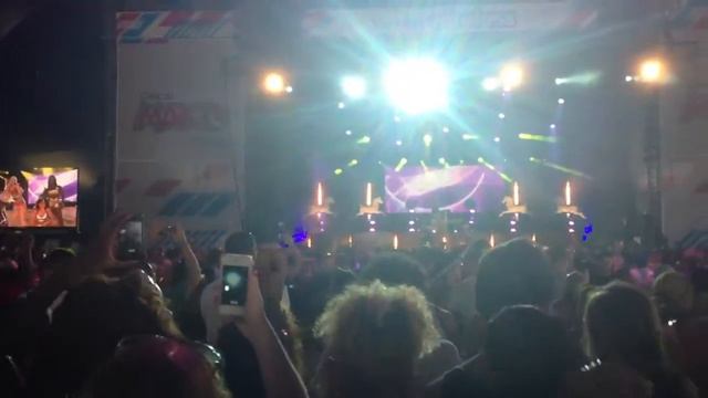 Iggy Azalea - Wireless Festival 2013 - Work - Pepsi Max Sta смотреть онлайн