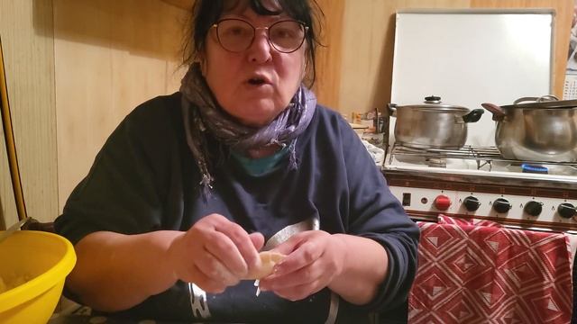 Варенички с творогом , и смешной жених... смотреть онлайн