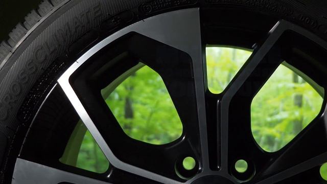 A Closer Look: Michelin CrossClimate+ | Tire Rack смотреть онлайн