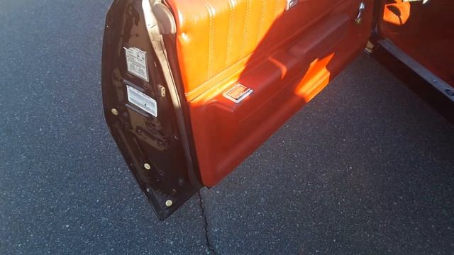 77 Monte Carlo walk around vid 3. Awesome car ! Www.buyasoutherncar.com смотреть онлайн