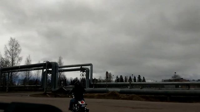 Harley-Davidson V-ROD и замёрзший байкер :) смотреть онлайн