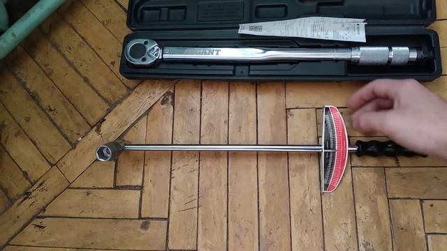 В ролике сравниваю динамометрические ключи Top Tools и Gigant 1/2 дюйма 28-210 Hm TW-5 смотреть онлайн