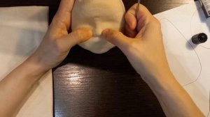 Как обтянуть трикотажем объёмное лицо куклы из синтепона.