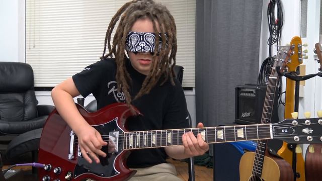 comfortably numb solo blind folded 9 years old смотреть онлайн