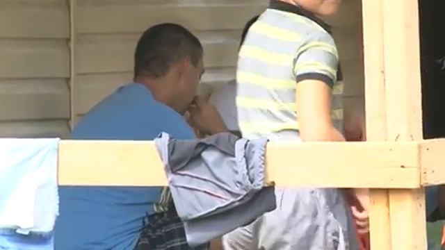 - Более 100 человек из Донецкой области нашли приют на базе отдыха в ст Голубицкая смотреть онлайн