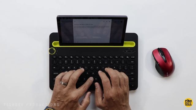 BEST SMALL CHEAP TABLET? Lenovo Tab M9 vs Galaxy Tab A7 Lite! смотреть онлайн