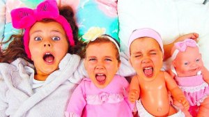 Милана нашла куклу и притворилась взрослой Милана Лайки