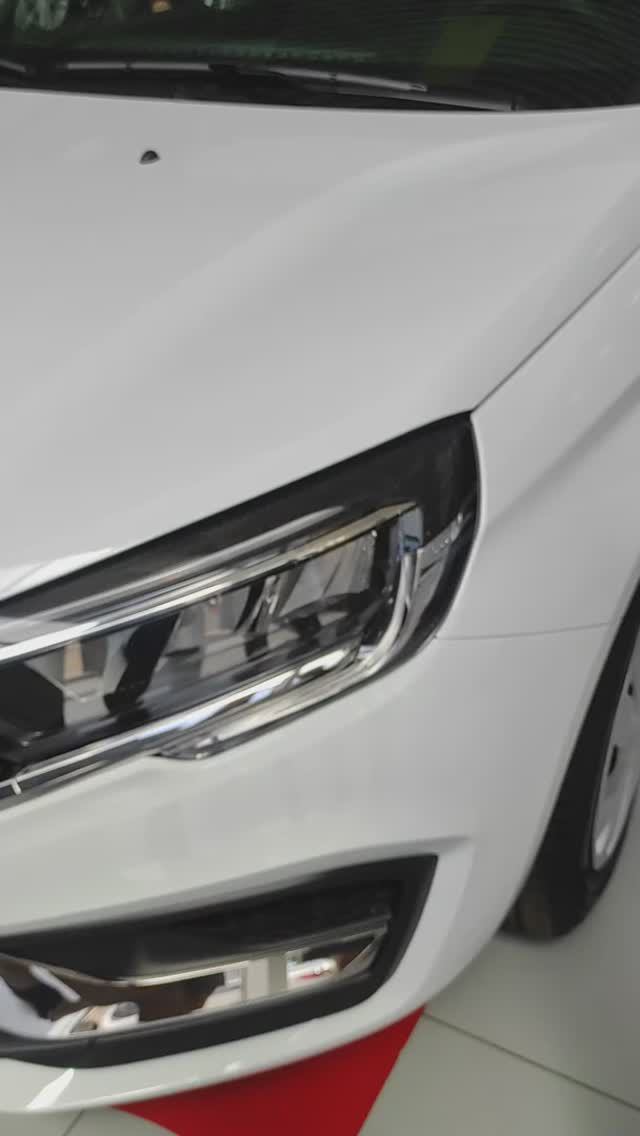 Новая Lada Vesta седан смотреть онлайн