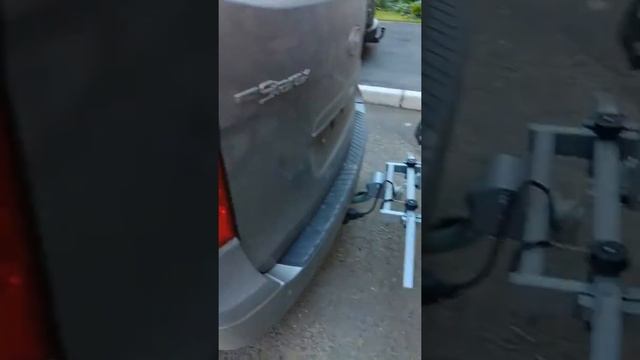 Велобагажник Amos Titan 3 эксплуатация на Hyundai Grand Starex смотреть онлайн