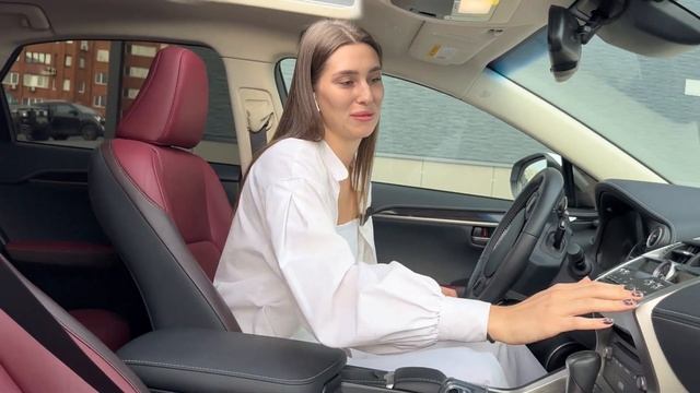 LEXUS NX300h?Гибридный кроссовер на левом руле смотреть онлайн