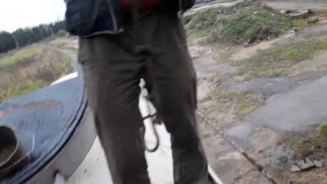 Выгрузка мешков с остатком груза .Очистка вагона цистерны. смотреть онлайн