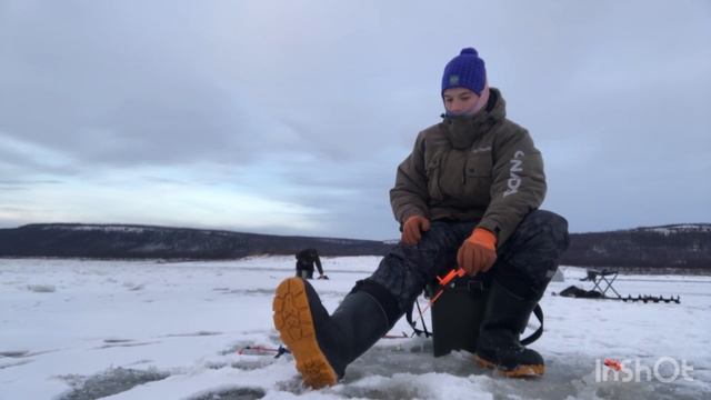 ЛОВЛЯ ХАРИУСА И НЕ ТОЛЬКО НА ПЕРВОМ ЛЬДЕ 22-23!!!! смотреть онлайн