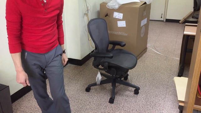 Herman Miller Aeron Chair Remastered (2017) & Fursys ZIEL (ch-4700) Without Music