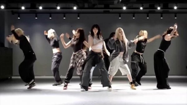 aespa - 'Armageddon' dance practice mirrored
