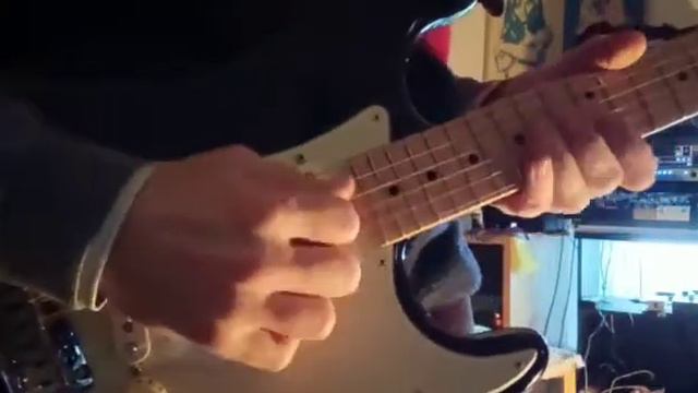 David Gilmour Style?..No,it's Fender Stratocaster style! Gilmour is the best interpreter;Be yoursel смотреть онлайн