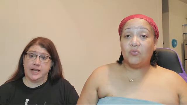 Live From The Chair смотреть онлайн