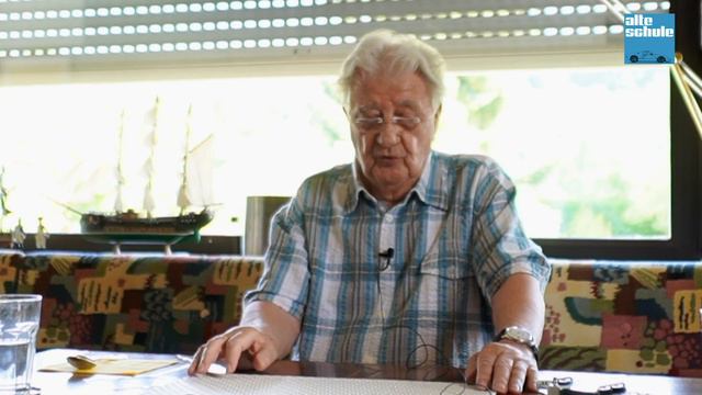 Mercedes Silberpfeilpilot Hans Herrmann über Gefahren, Alfred Neubauer und ganz besondere "Pokale" смотреть онлайн
