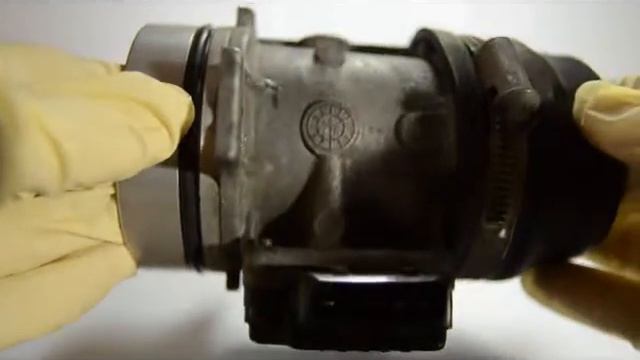 Расходомер воздуха Ford  96FB-12B579-BA