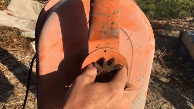 Fixing a busted harbor freight cement mixer смотреть онлайн