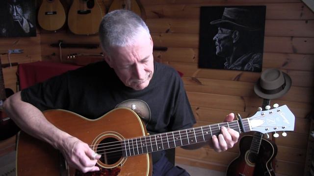 daddystovepipe plays and talks about his "Harmony Sovereign" The Mance Lipscomb guitar смотреть онлайн