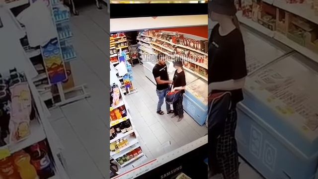 мигрант приставал К двенадцатилетней девочке смотреть онлайн