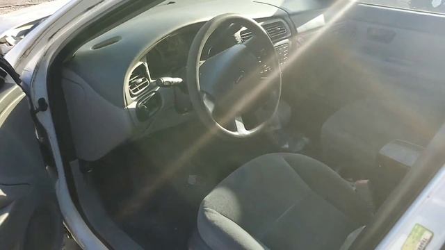 2005 Ford Taurus SE lot#147 смотреть онлайн