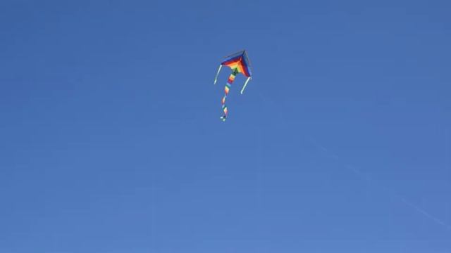 Запуск воздушного змея из Китая смотреть онлайн