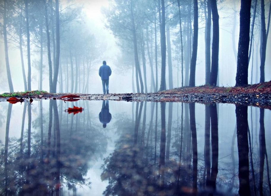 Я НИКТО. Блики Озноб. стихи Алексей Семенов saman.