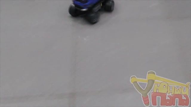 Пробный заезд на машине Auldey Toyota FJ Cruiser 1:28 смотреть онлайн