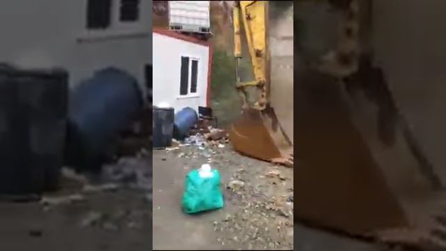Обрушение стены при демонтаже, из-за чьей же ошибки произошло? смотреть онлайн