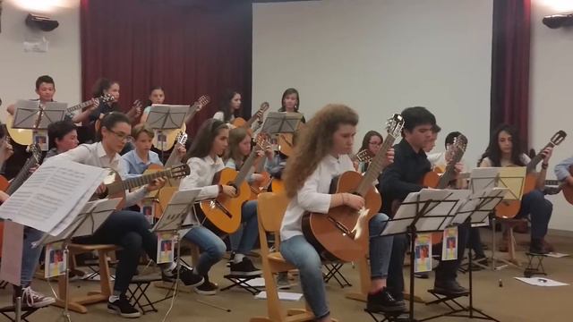 Ensemble di chitarre - Andante Vivaldi смотреть онлайн