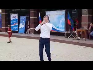 Мурад садуев Вчера на площадке Дома дружбы День  россии